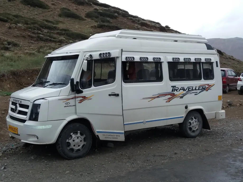 Tempo Traveller — Force · 12–17 seater